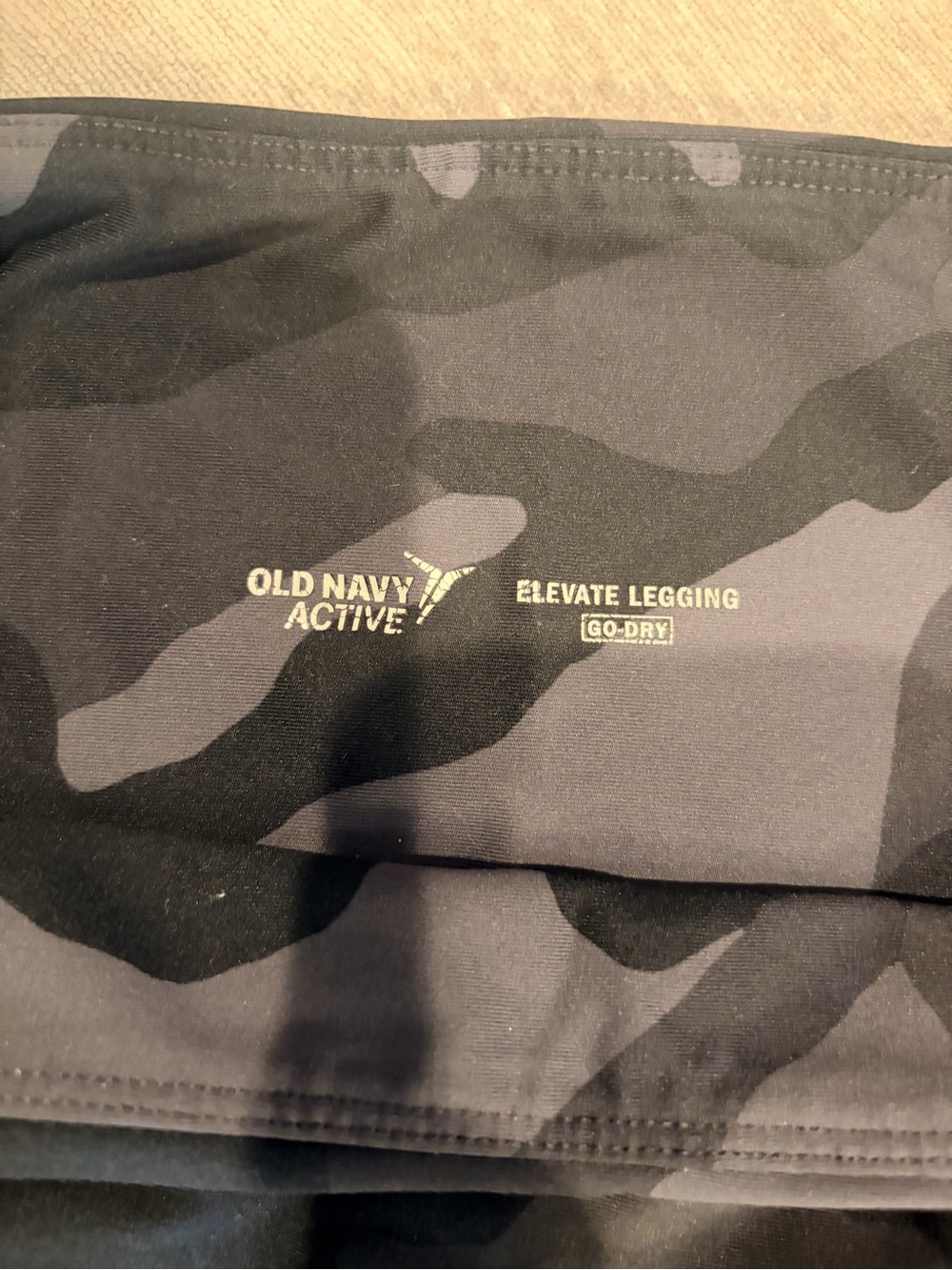 Old Navy Black and Gray Camo Active Shorts